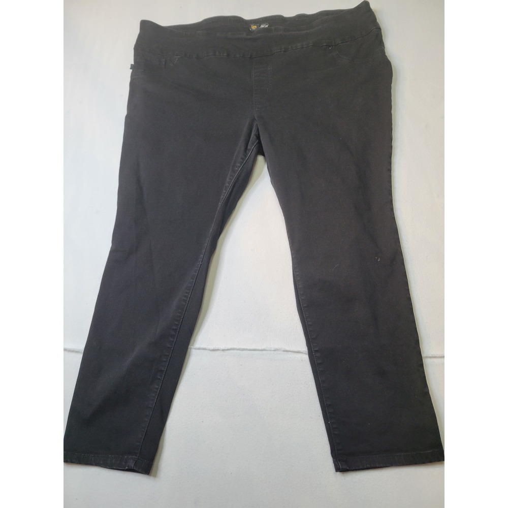 Lee Plus Slim Fit Skinny Leg Mid Rise Black Pull On Pants Size 20W. 2904